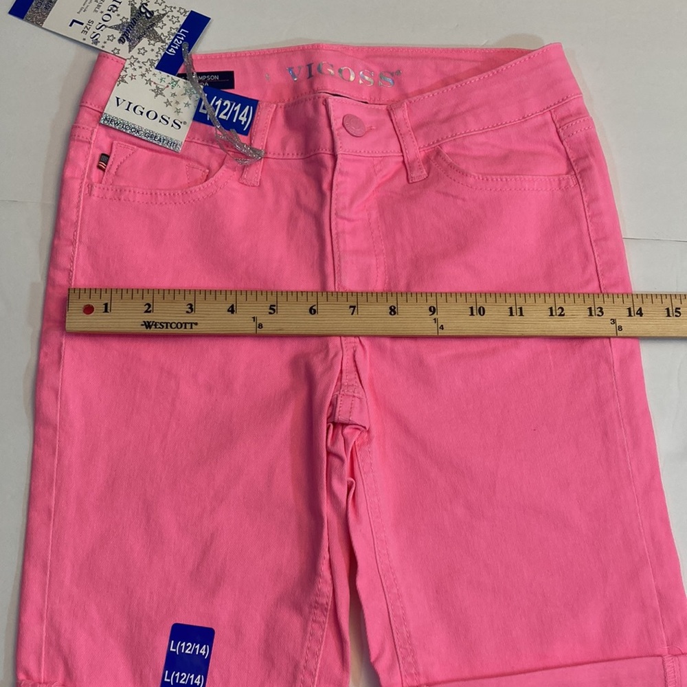 Shorts - Picture 4 of 11